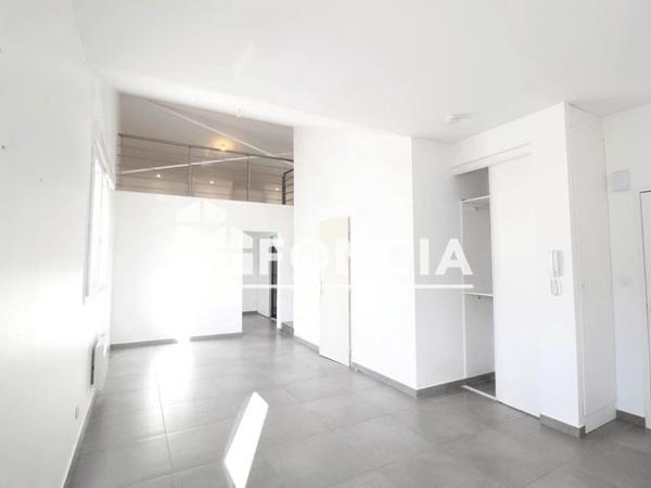 Location Appartement 2 pièces 40.2 m² - 90 AVENUE GABRIEL PERI Saint Martin D'heres 38400