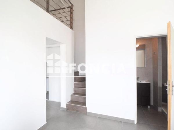 Location Appartement 2 pièces 40.2 m² - 90 AVENUE GABRIEL PERI Saint Martin D'heres 38400