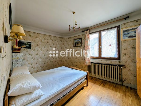 Maison 5 pièces - 94 m² Exclusivité efficity