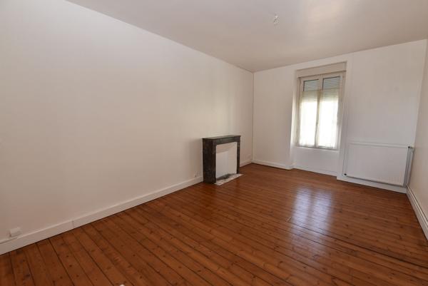 Immeuble 142.5 m² 2 etage(s)