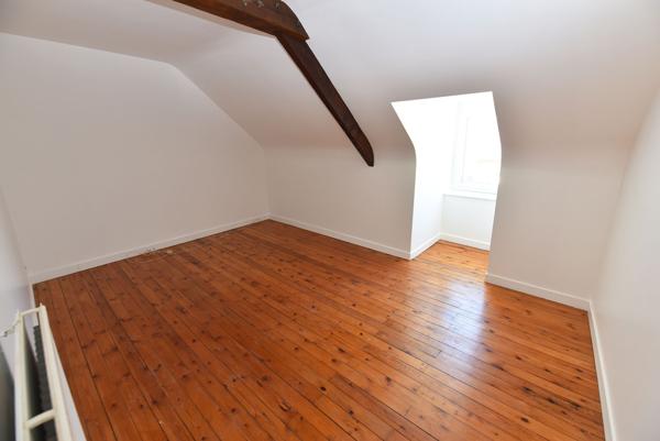 Immeuble 142.5 m² 2 etage(s)