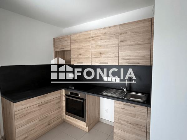 Location Appartement 2 pièces 42.12 m² - 33 AVENUE DE GENEVE Thonon Les Bains 74200