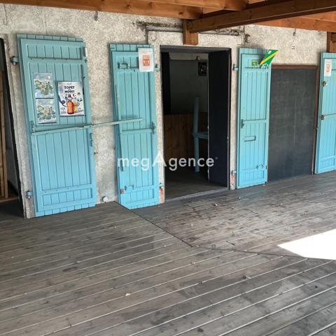 Fonds De Commerce à L' ETANG-SALE, 97427 - 4 pièces 250m²