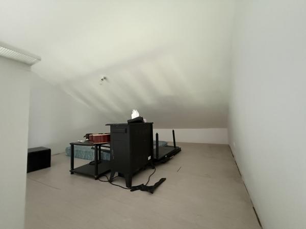 Maison quatre chambres avec piscineet dépendance