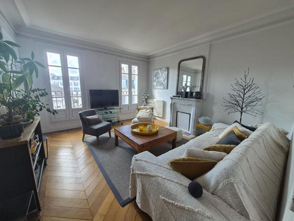 Appartement Saint Germain En Laye 3 pièces 66.44 m2 590 000 € **  - Référence  18115