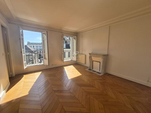 Appartement Saint Germain En Laye 3 pièces 66.44 m2 590 000 € **  - Référence  18115