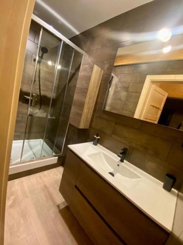 Chalet de Prestige de 218 m2, station de la Joue du Loup, massif du Dévoluy