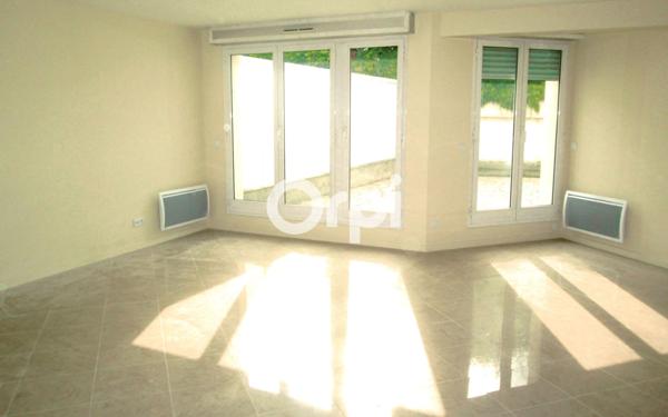 Appartement à louer    3 pièces •  Saint-Maur-des-Fossés