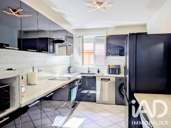 Appartement à vendre 4 pièces 80,55 m² Saint-Fons