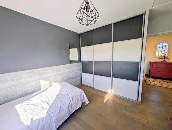 Villa 4 faces piscine centre Saint Laurent de la Salanque