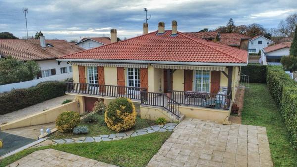 SOUSTONS - Villa de plain pied 4 chambres Piscine