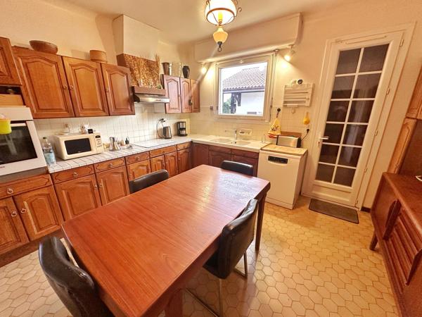 SOUSTONS - Villa de plain pied 4 chambres Piscine