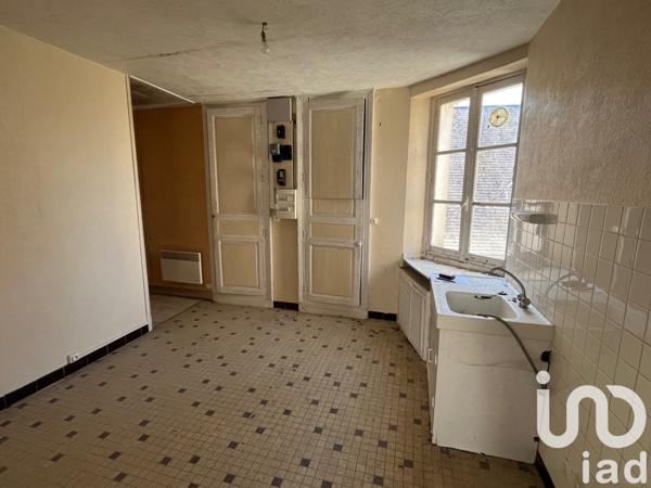 Maison à vendre 9 pièces 178 m² Bessé-sur-Braye