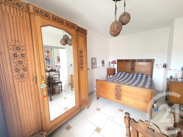 Appartement T4 à vendre  4 pièces - 73,97 m 2   COGOLIN  - 83