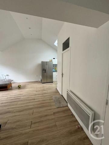 Appartement F3 à vendre  3 pièces - 61,90 m2 AUBERVILLIERS - 93