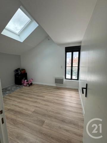 Appartement F3 à vendre  3 pièces - 61,90 m2 AUBERVILLIERS - 93