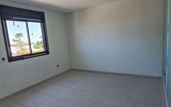 Appartement à vendre    3 pièces •  Saint-Pierre