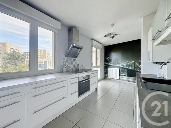Appartement Duplex à vendre  4 pièces - 108,28 m 2   LYON  - 69007