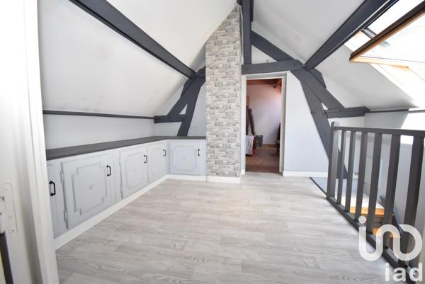 Maison à vendre 6 pièces 146 m² Fleurines