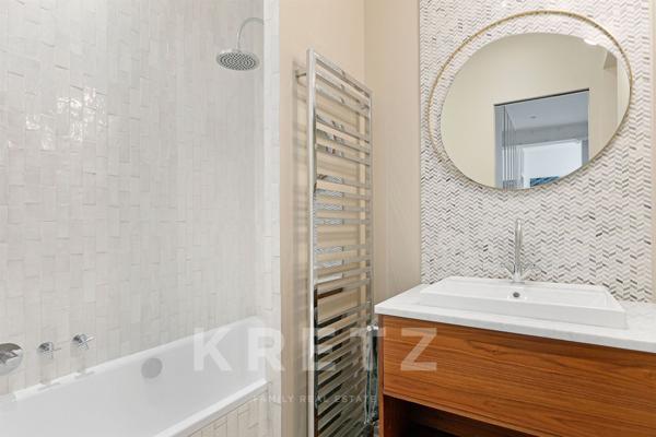 75003 – Place des Vosges