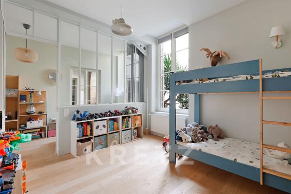 75003 – Place des Vosges