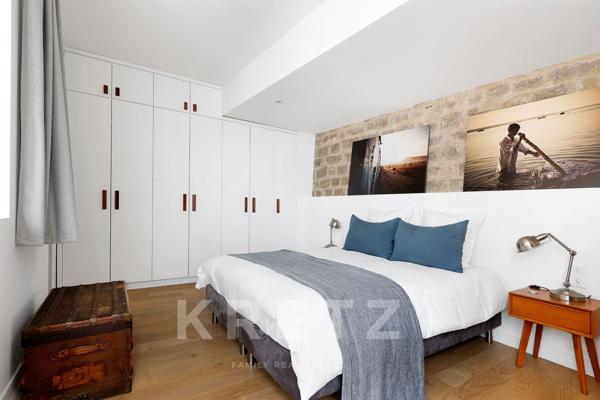 75003 – Place des Vosges