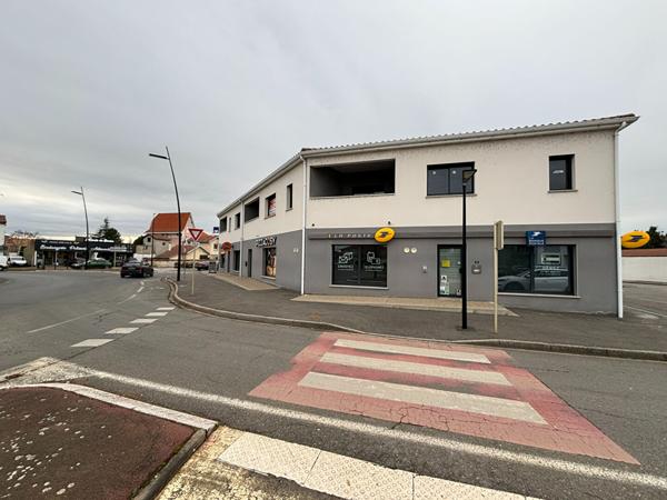 À vendre - bureaux de 260 m² à Bonson