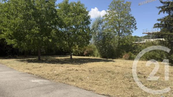 Terrain à vendre  1542 m 2   GAP  - 05