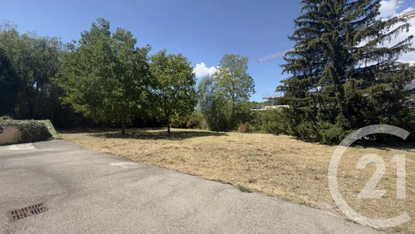 Terrain à vendre  1542 m 2   GAP  - 05
