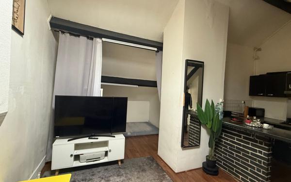 Appartement à vendre    1 pièce • 25 m2 Champs-sur-Marne