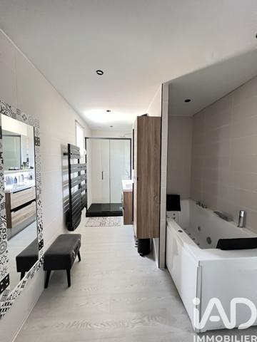 Maison à vendre 5 pièces 132 m² Saint-Rogatien