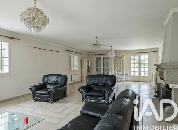 Maison à vendre 6 pièces 163 m² Domérat