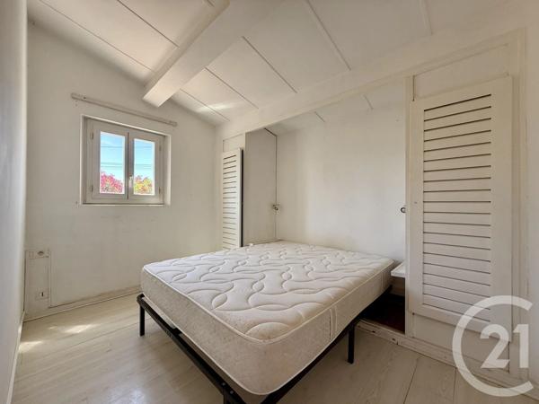 Maison à vendre  4 pièces - 83 m 2   BANDOL  - 83