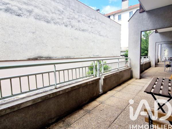 Location appartement 1 pièce 24 m² Grenoble