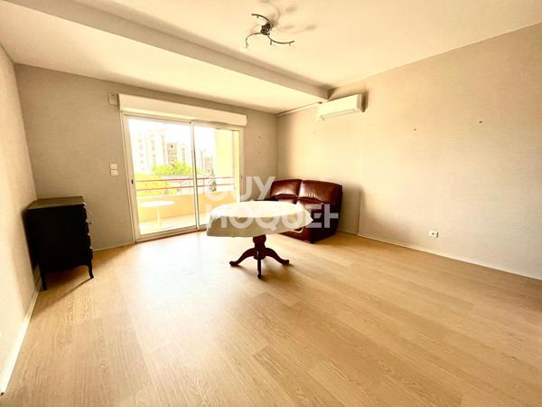 Appartement T2 climatisé avec terrasse et garage fermé