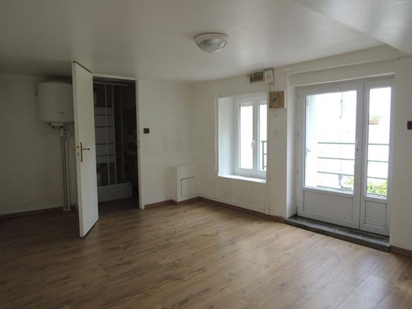 TYPE II DUPLEX-  RUE DE LA TRANCHEE
