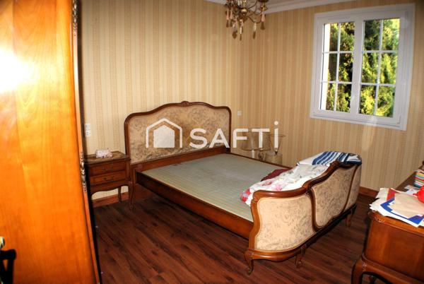 Maison 3 chambres, garage et terrain clos