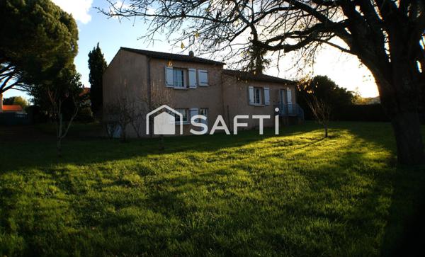 Maison 3 chambres, garage et terrain clos