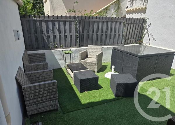Maison à vendre  5 pièces - 100 m 2   MARSEILLE  - 13009