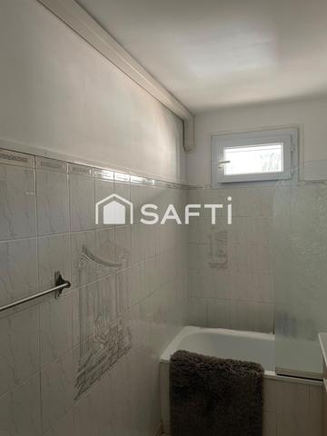 Appartement T2, Loué, calme, stationnement,