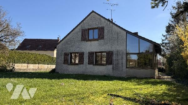 A vendre - Grande Maison sur la commune de VERTUS BLANCS-COTEAUX