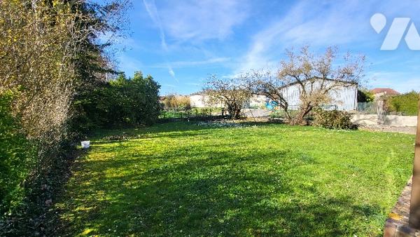 A vendre - Grande Maison sur la commune de VERTUS BLANCS-COTEAUX