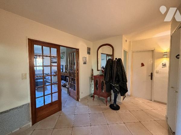 A vendre - Grande Maison sur la commune de VERTUS BLANCS-COTEAUX