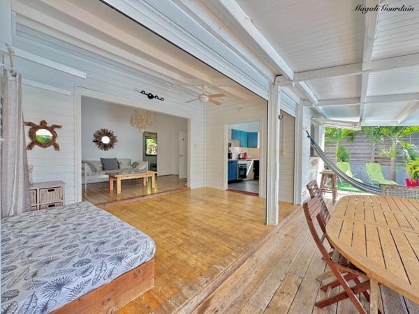 A VENDRE - MAISON EN BOIS AVEC PISCINE – QUARTIER RESIDENTIEL RECHERCHE - SAINT FRANCOIS