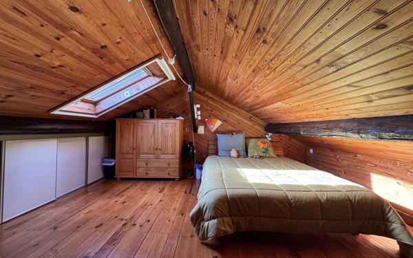 Maison à vendre    7 pièces •  Chailly-en-Bière