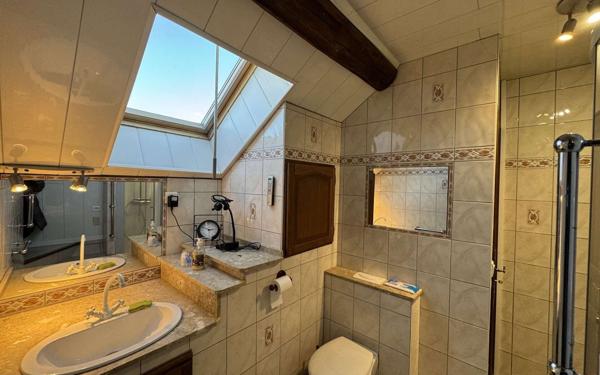 Maison à vendre    7 pièces •  Chailly-en-Bière