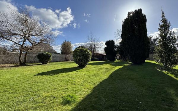 Maison à vendre    7 pièces •  Chailly-en-Bière