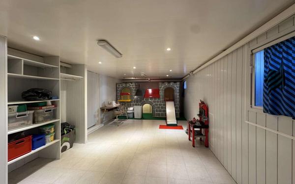 Maison à vendre    7 pièces •  Chailly-en-Bière