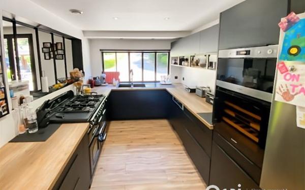 Maison à vendre    5 pièces • 131 m2 Saint-Clair-sur-Epte