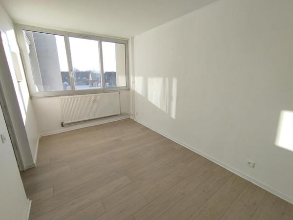 A LOUER : T4 à LILLE • Vauban • 1 050 € CC • Réf. G598-70